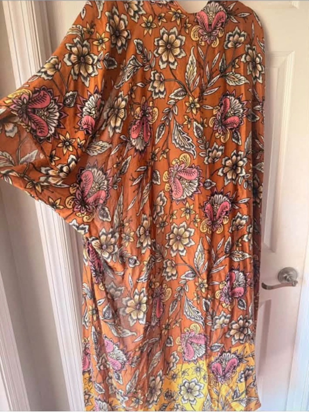 Shiraleah kimono